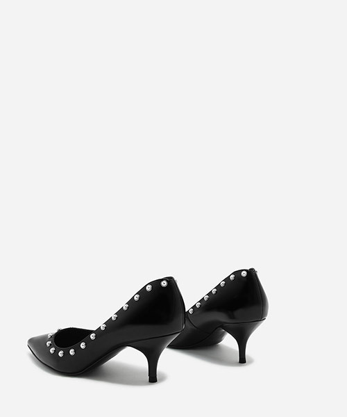 CHARLES & KEITH(チャールズ & キース)の「ポインテッドトゥパンプス / POINTED TOE PUMPS(パンプス・レディース・ブラック・23cm/23.5cm/24.5cm)」の4枚目の写真