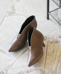 menue | ポインテッドトゥ ミドルヒール Vカットブーティ(ブーツ)