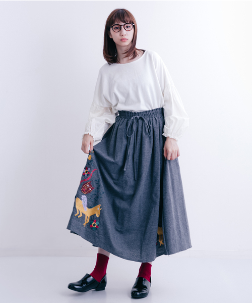 MERLOT（メルロー）の「起毛ギリシャしんわ刺繍スカート7213（スカート・レディース・グレー/ネイビー/ベージュ・FREE）」の10枚目の写真