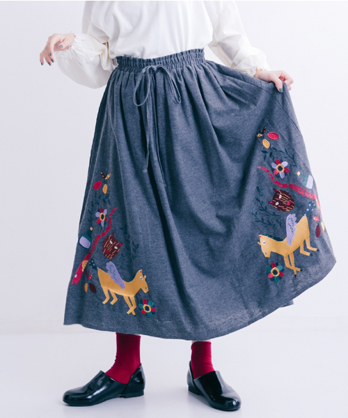 MERLOT（メルロー）の「起毛ギリシャしんわ刺繍スカート7213（スカート・レディース・グレー/ネイビー/ベージュ・FREE）」の13枚目の写真