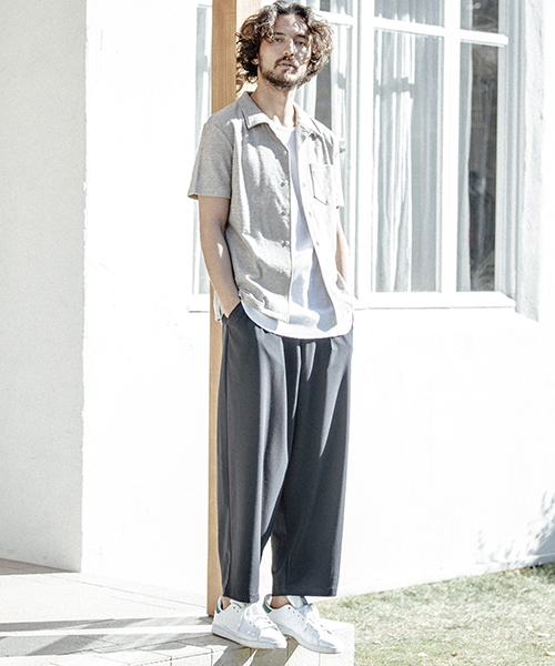 ANGENEHM(アンゲネーム)の「mp5835-1 Tuck Wide Pants パンツ(その他パンツ・メンズ・ネイビー/ブラック/ベージュ・S/L/M)」の6枚目の写真