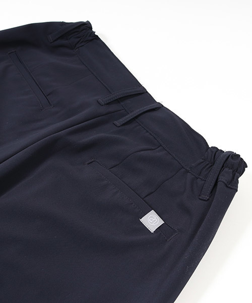 ANGENEHM(アンゲネーム)の「mp5835-1 Tuck Wide Pants パンツ(その他パンツ・メンズ・ネイビー/ブラック/ベージュ・S/L/M)」の13枚目の写真