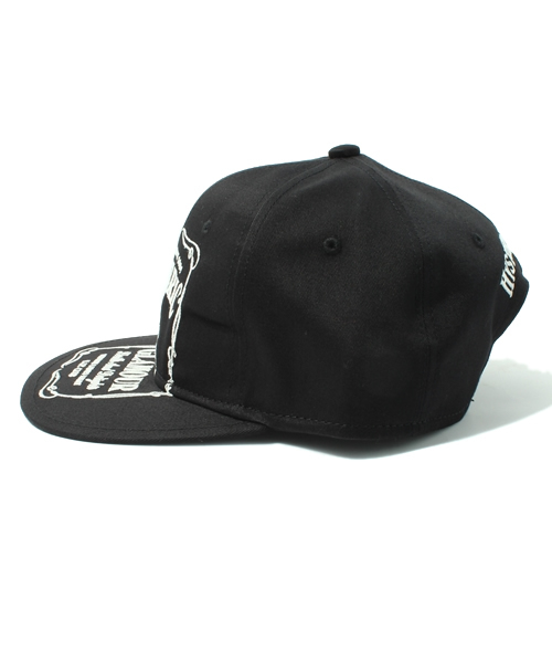 HYSTERIC GLAMOUR（ヒステリックグラマー）の「WHISKY刺繍 ベースボールキャップ（ハット・メンズ・ネイビー/ダークブラウン/ブラック・FREE）」の4枚目の写真