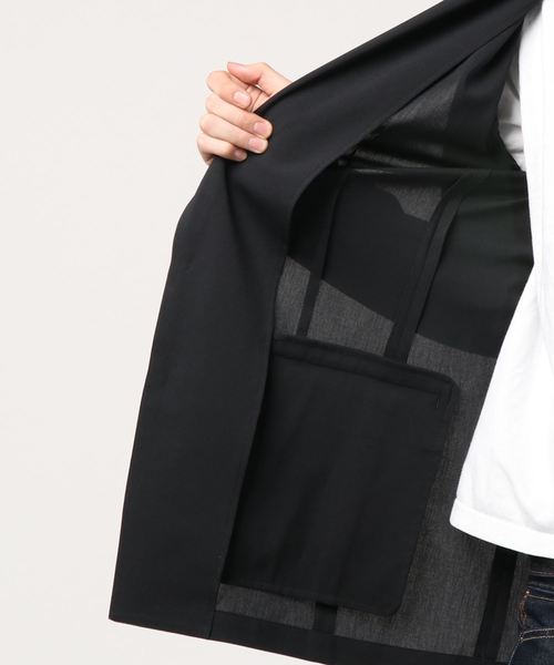 ato(アトウ)の「TROPICAL NATURAL STRETCH 2BS JACKET(テーラードジャケット・メンズ・ブラック/グレー・46/48/44/42)」の5枚目の写真