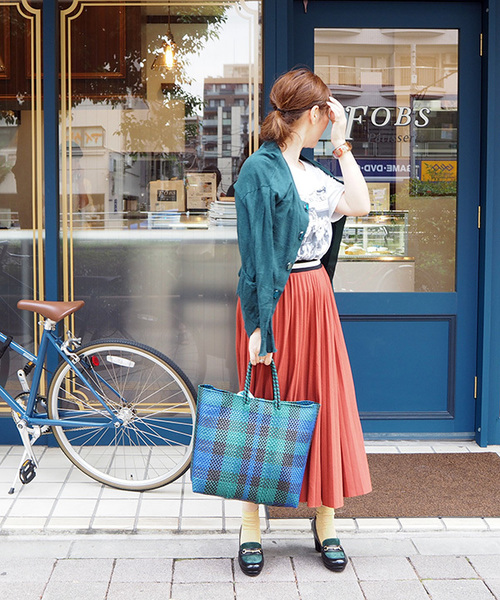 あしながおじさん(アシナガオジサン)の「◆ あしながおじさん ◆ ビットローファーパンプス 3710241(ローファー・レディース・ブラック/ブラック×グリーン/ベージュ・22.5cm/23.0cm/23.5cm/24.0cm/24.5cm)」の13枚目の写真