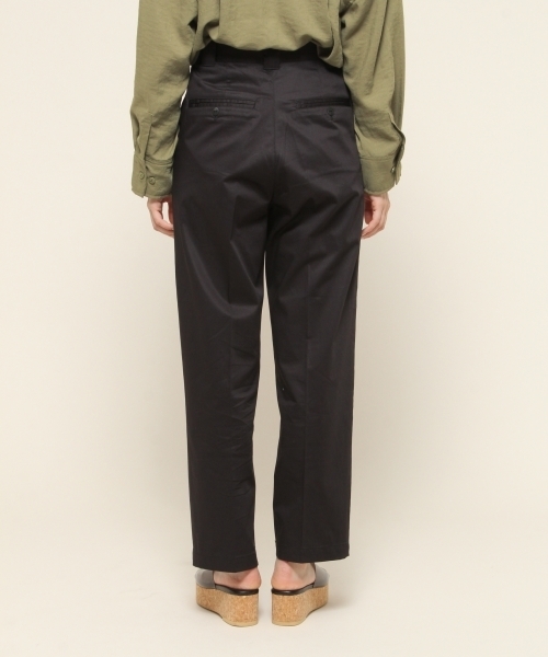 PAGEBOY(ページボーイ)の「コットンサテンスラックス(スラックス・レディース・ブラック/ダークブラウン/ネイビー・SMALL/MEDIUM)」の15枚目の写真