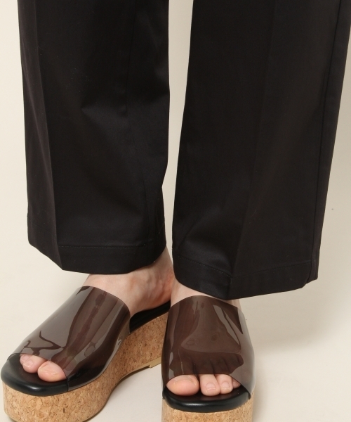 PAGEBOY(ページボーイ)の「コットンサテンスラックス(スラックス・レディース・ブラック/ダークブラウン/ネイビー・SMALL/MEDIUM)」の8枚目の写真