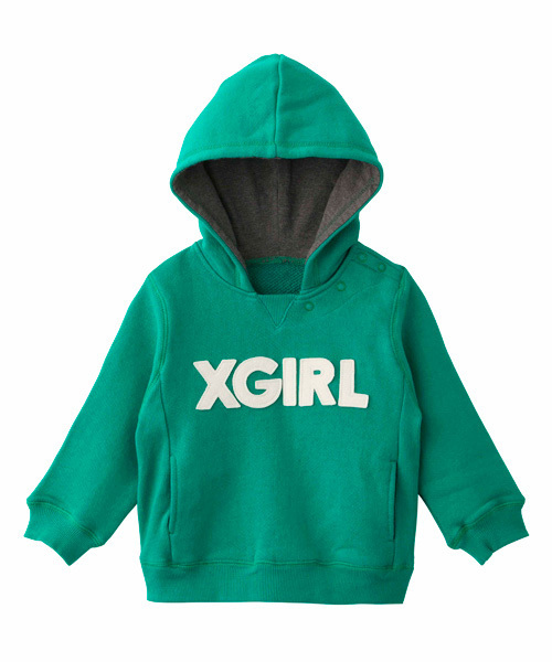X-girl Stages（エックスガールステージス）の「SWEAT HOODIE “PATCHED LOGO” (4T～7T)（スウェット・キッズ・ブラック/アッシュ/グリーン/ネイビー/ピンク・4T/5T/6T/7T）」の3枚目の写真