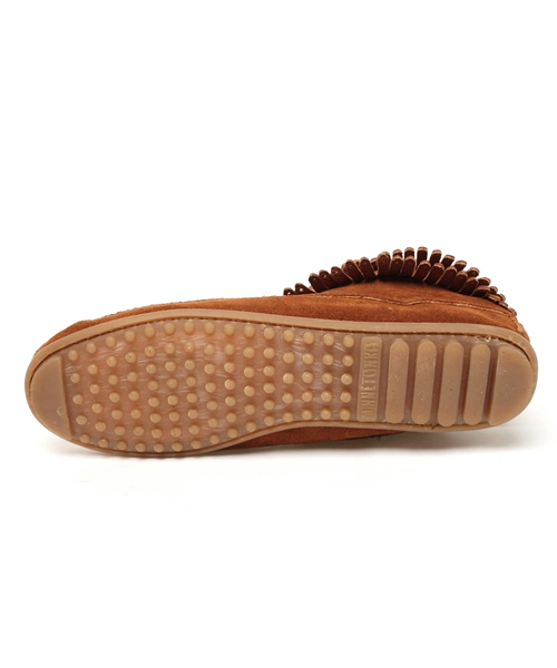 Minnetonka(ミネトンカ)の「◎MINNETONKA / ダブルフリンジ サイドジップ ブーツ(ブーツ・レディース・ブラウン/ブラウン系その他/ブラック・7/5/8/6/9)」の10枚目の写真