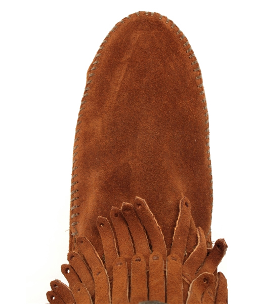 Minnetonka(ミネトンカ)の「◎MINNETONKA / ダブルフリンジ サイドジップ ブーツ(ブーツ・レディース・ブラウン/ブラウン系その他/ブラック・7/5/8/6/9)」の4枚目の写真