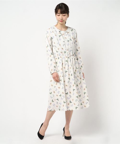 Is Scolar イズスカラー の 蝶ドットスリット長袖ワンピース ワンピース Wear
