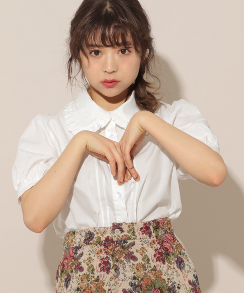 apres jour（アプレジュール）の「ベーシックフリルブラウス【ZOZOTOWN限定アイテム】（シャツ/ブラウス・レディース・ブラック/ベージュ/オフホワイト/ブルー/スモークピンク・フリー）」の6枚目の写真