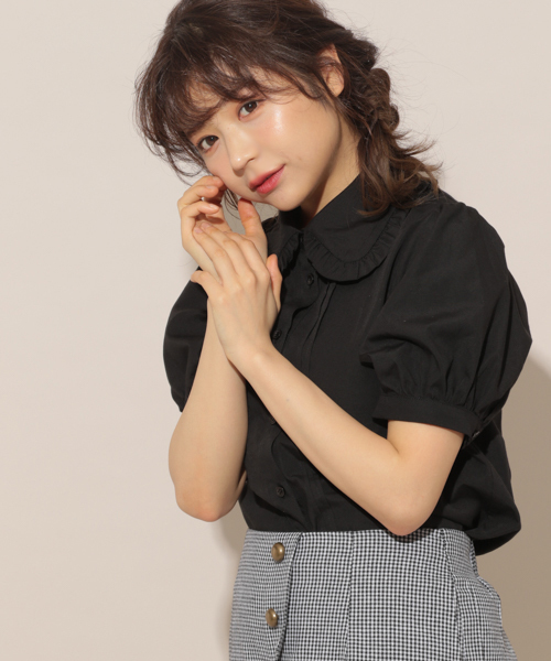 apres jour（アプレジュール）の「ベーシックフリルブラウス【ZOZOTOWN限定アイテム】（シャツ/ブラウス・レディース・ブラック/ベージュ/オフホワイト/ブルー/スモークピンク・フリー）」の16枚目の写真