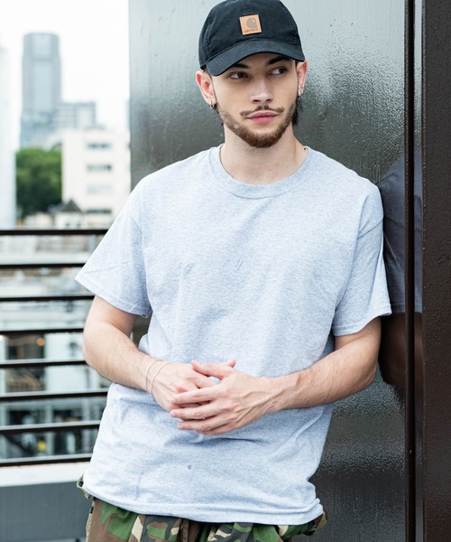 GILDAN(ギルダン)の「GILDAN 半袖Tシャツ(Tシャツ/カットソー・メンズ・イエロー/レッド/パープル/グレー系その他/ホワイト系その他2/ブルー系その他/ブルー系その他2/オレンジ/ブラック系その他2/ナチュラル/ブラック系その他/ホワイト系その他/ワイン/カーキ/グレー系その他2/ゴールド・X-LARGE/LARGE)」の6枚目の写真