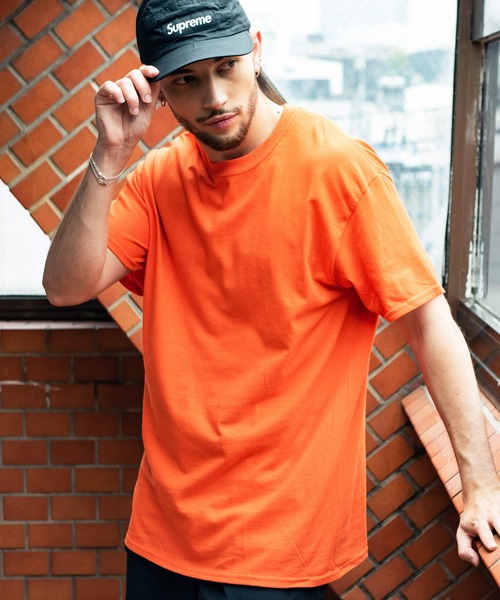 GILDAN(ギルダン)の「GILDAN 半袖Tシャツ(Tシャツ/カットソー・メンズ・イエロー/レッド/パープル/グレー系その他/ホワイト系その他2/ブルー系その他/ブルー系その他2/オレンジ/ブラック系その他2/ナチュラル/ブラック系その他/ホワイト系その他/ワイン/カーキ/グレー系その他2/ゴールド・X-LARGE/LARGE)」の15枚目の写真