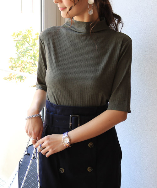 andme(アンドミー)の「リブストレッチ半袖ボトルネックTシャツ(Tシャツ/カットソー・レディース・ブラック/ネイビー/オフホワイト/カーキ/グレー系その他・M/L)」の4枚目の写真