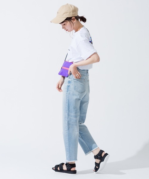 MAISON CANVVAS（メゾンキャンバス）の「[MAISON CANVAS/メゾンキャンバス] サコッシュ型トラベルポーチ（ショルダーバッグ・レディース・カーキ/ブラック/ネイビー/ベージュ/パープル/ブラウン/ライトベージュ・ONE SIZE）」の21枚目の写真