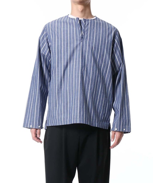 ADAM ET ROPE'(アダムエロペ)の「シャンブレーストライプ プルオーバーシャツ(シャツ/ブラウス・メンズ・ブルー系その他3/ベージュ系その他・M/L)」の9枚目の写真