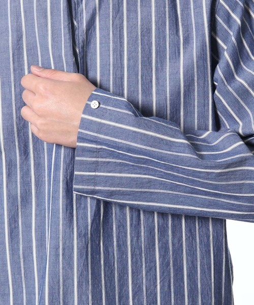 ADAM ET ROPE'（アダムエロペ）の「シャンブレーストライプ プル