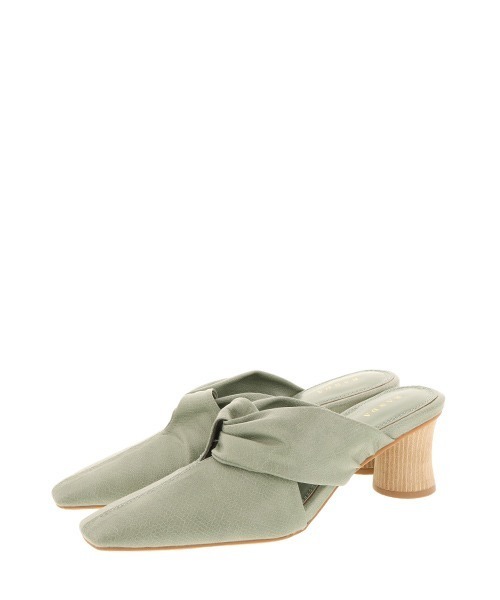 RANDA(ランダ)の「ソフトスクエアトゥミュールパンプス(パンプス・レディース・ベージュ/グリーン/クリーム・LL/M/L/S)」の11枚目の写真