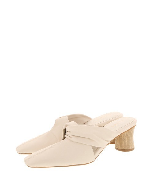 RANDA(ランダ)の「ソフトスクエアトゥミュールパンプス(パンプス・レディース・ベージュ/グリーン/クリーム・LL/M/L/S)」の12枚目の写真