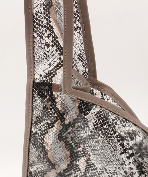 KATHARINE ROSS（キャサリンロス）の「【KATHARINE ROSS】クリアパイソン柄 マルシェバッグ ビニールバッグ WEB限定