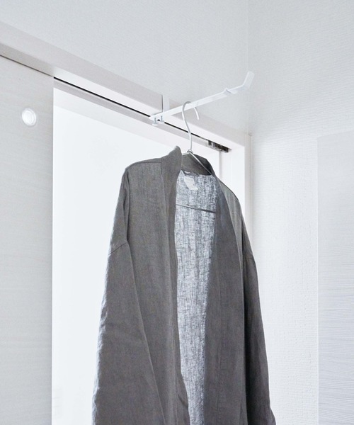 tower（タワー）の「tower（タワー)ランドリー室内干しハンガー（ランドリーグッズ・レディース・ブラック/ホワイト・ONE SIZE）」の6枚目の写真