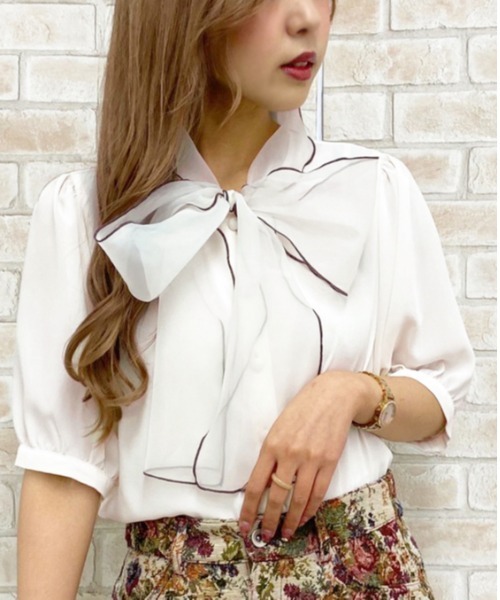 apres jour（アプレジュール）の「オーガンジーボウタイブラウス【ZOZOTOWN限定アイテム】（シャツ/ブラウス・レディース・ブラック/オフホワイト/その他・フリー）」の2枚目の写真