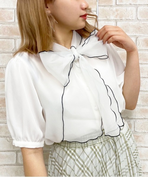 apres jour（アプレジュール）の「オーガンジーボウタイブラウス【ZOZOTOWN限定アイテム】（シャツ/ブラウス・レディース・ブラック/オフホワイト/その他・フリー）」の3枚目の写真