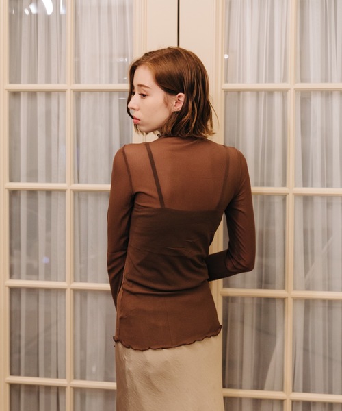 flowriri(フロウリリ)の「flowriri シアーハイネックトップス(Tシャツ/カットソー・レディース・ライトグレー/ブラック/アイボリー/ピンク/ブラウン・FREE)」の8枚目の写真