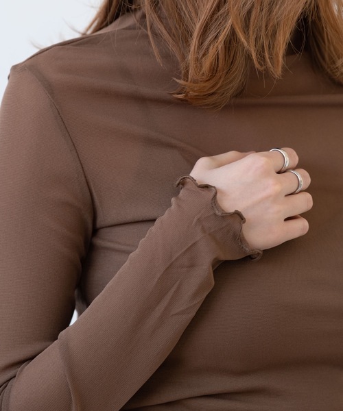 flowriri(フロウリリ)の「flowriri シアーハイネックトップス(Tシャツ/カットソー・レディース・ライトグレー/ブラック/アイボリー/ピンク/ブラウン・FREE)」の10枚目の写真