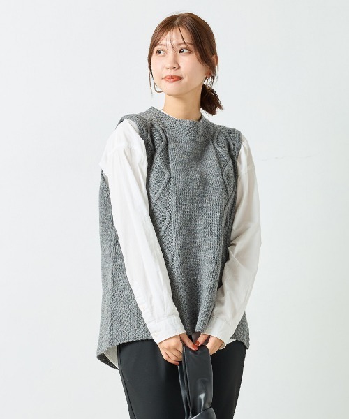 セール】シェットランドウール ケーブル編後スリットベスト（ベスト