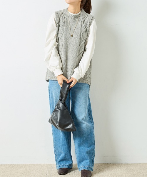 シェットランドウール ケーブル編後スリットベスト（ベスト）｜OMNES