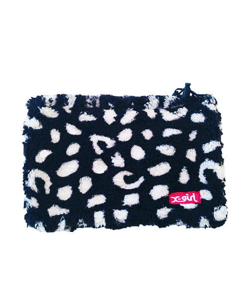 X-girl Stages（エックスガールステージス）の「FLUFFY NECK WARMER（ネックウォーマー/スヌード・キッズ・ブラック/ベージュ/ピンク/パープル・ONE SIZE）」の2枚目の写真