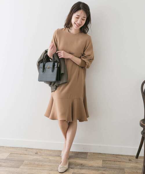 F by ROSSO（エフバイロッソ）の「F by ROSSO　ジョーゼット裾フレアワンピース∴（ワンピース・レディース・ライトグレー/ベージュ/ネイビー・FREE）」の12枚目の写真