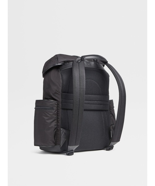 ZEGNA（ゼニア）の「ゼニア PELLETESSUTA ナイロン バックパック
