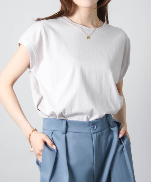 Social GIRL（ソーシャルガール）の「フレンチスリーブTシャツ（Tシャツ/カットソー・レディース・ブラック/オフホワイト/モカ/グレイッシュベージュ/チャコール/テラコッタ/グリーン/ピンク/ホワイト系その他/ブラック系その他/ライトグレー/ブルーパープル/ベージュ・M）」の5枚目の写真