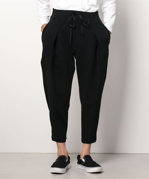 OURET(オーレット)の「ONE by OURET(ワン バイ オーレット)T/Rダブルフェイスストレッチ リブタックジョッパーズパンツ(その他パンツ・メンズ・チャコールグレー/ブラック/ベージュ・1/2/3)」の13枚目の写真