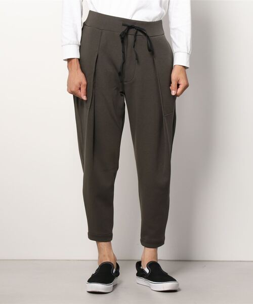 OURET(オーレット)の「ONE by OURET(ワン バイ オーレット)T/Rダブルフェイスストレッチ リブタックジョッパーズパンツ(その他パンツ・メンズ・チャコールグレー/ブラック/ベージュ・1/2/3)」の12枚目の写真