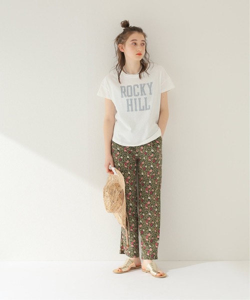 JOURNAL STANDARD relume(ジャーナルスタンダード レリューム)の「ブラックフラワープリント スリットパンツ(その他パンツ・レディース・ブルー系その他/グリーン・38/36)」の3枚目の写真