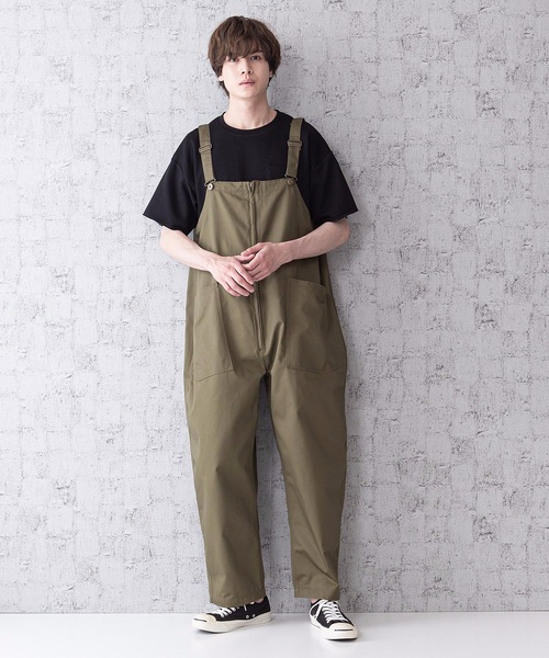 Blue Standard （ブルースタンダード）の「【BLUE STANDARD】ビッグシルエット　ツイルフロントZIPオーバーオール（サロペット/オーバーオール・メンズ・ブラック/ベージュ/オフホワイト/カーキ/ブルー・MEDIUM/LARGE）」の4枚目の写真