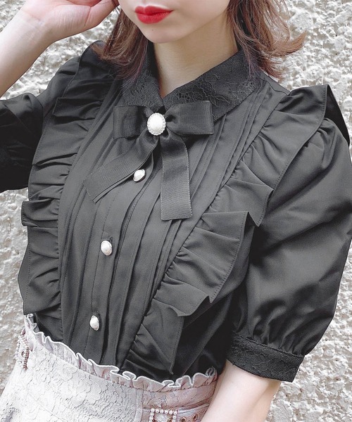 ROJITA(ロジータ)の「パール釦Vフリル半袖ブラウス(シャツ/ブラウス・レディース・ホワイト/ブラック/ピンク系その他・FREE)」の7枚目の写真