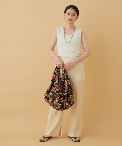 ADAM ET ROPE'(アダムエロペ)の「コットンフライスタンクトップ(タンクトップ・レディース・ブラック/ホワイト/ダークブラウン/ベージュ系その他/サックスブルー・FREE)」の18枚目の写真