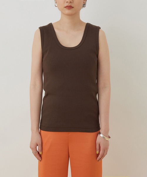 ADAM ET ROPE'(アダムエロペ)の「コットンフライスタンクトップ(タンクトップ・レディース・ブラック/ホワイト/ダークブラウン/ベージュ系その他/サックスブルー・FREE)」の6枚目の写真