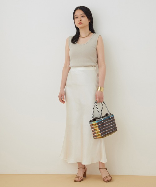 ADAM ET ROPE'(アダムエロペ)の「コットンフライスタンクトップ(タンクトップ・レディース・ブラック/ホワイト/ダークブラウン/ベージュ系その他/サックスブルー・FREE)」の15枚目の写真