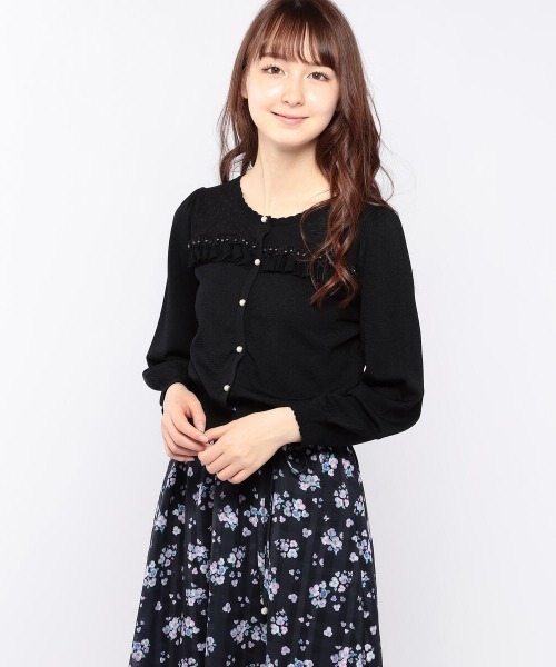 LODISPOTTO(ロディスポット)の「フルールモチーフデザインカーディガン(カーディガン/ボレロ・レディース・ホワイト/ブラック・MEDIUM)」の2枚目の写真