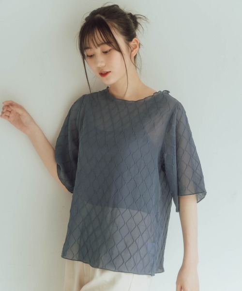 nemne store（ネンネストア）の「おめかしをする柄シアープルオーバー( キャミソール付き )（Tシャツ/カットソー・レディース・オフホワイト/オレンジ/ブルー/グリーン・フリー）」の3枚目の写真