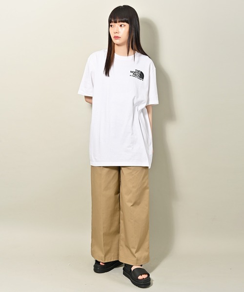 THE NORTH FACE(ザノースフェイス)の「THE NORTH FACE(ザ・ノース・フェイス) コーディネート 半袖Tシャツ(Tシャツ/カットソー・レディース・ホワイト/ブラック・S/M/L/XL/XS)」の22枚目の写真