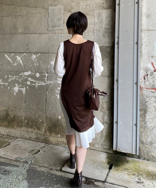 deux amour(ドゥーザムール)の「スクエアショルダーバック(ショルダーバッグ・レディース・ブラック/グレー/ブラウン・FREE)」の13枚目の写真