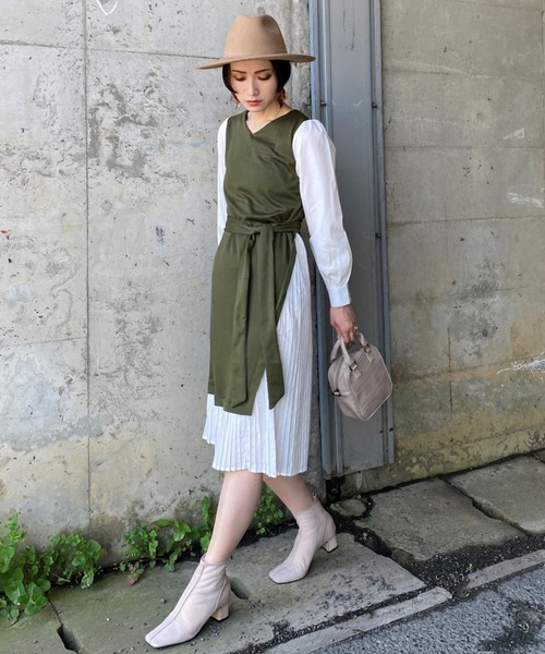 deux amour(ドゥーザムール)の「スクエアショルダーバック(ショルダーバッグ・レディース・ブラック/グレー/ブラウン・FREE)」の8枚目の写真